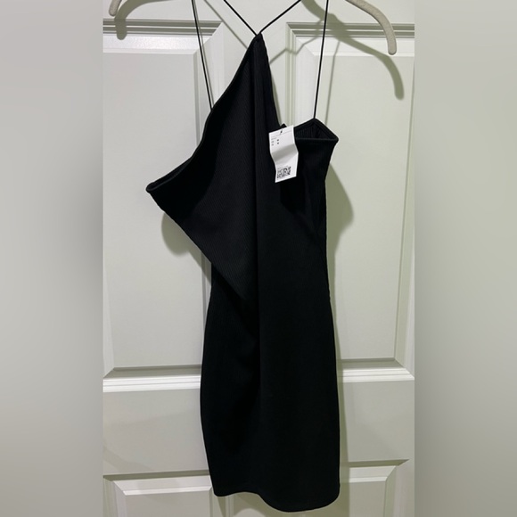 Divided Dresses & Skirts - NWT black Divided H&M little black dress. Size M